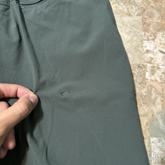 Lululemon Shorts Mens Small Green License To Train 7” Mesh Performance Running - Picture 8 of 13